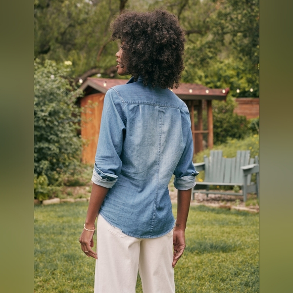 Frank & Eileen Barry Button Up Shirt - Picture 2 of 14